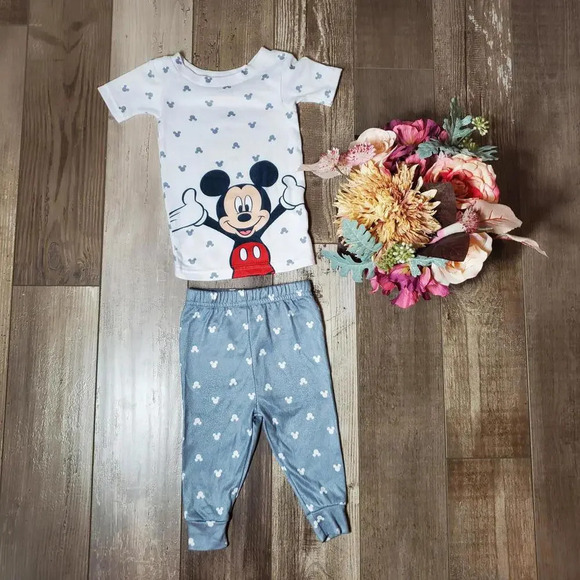 Disney Baby Matching Mickey Mouse PJ Pajama Set Size 6m NWOT - Picture 2 of 14